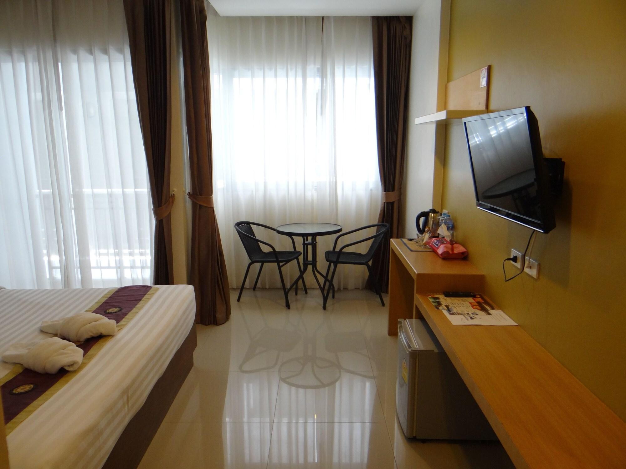 Tropical Sunset Hotel Patong Екстер'єр фото