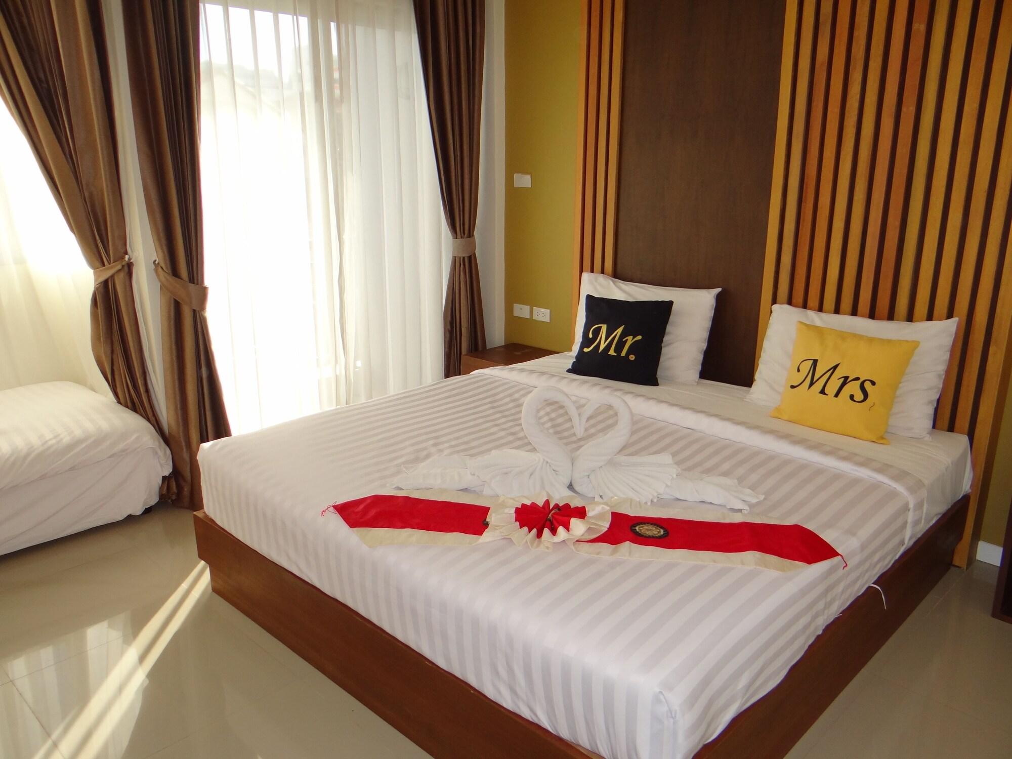 Tropical Sunset Hotel Patong Екстер'єр фото