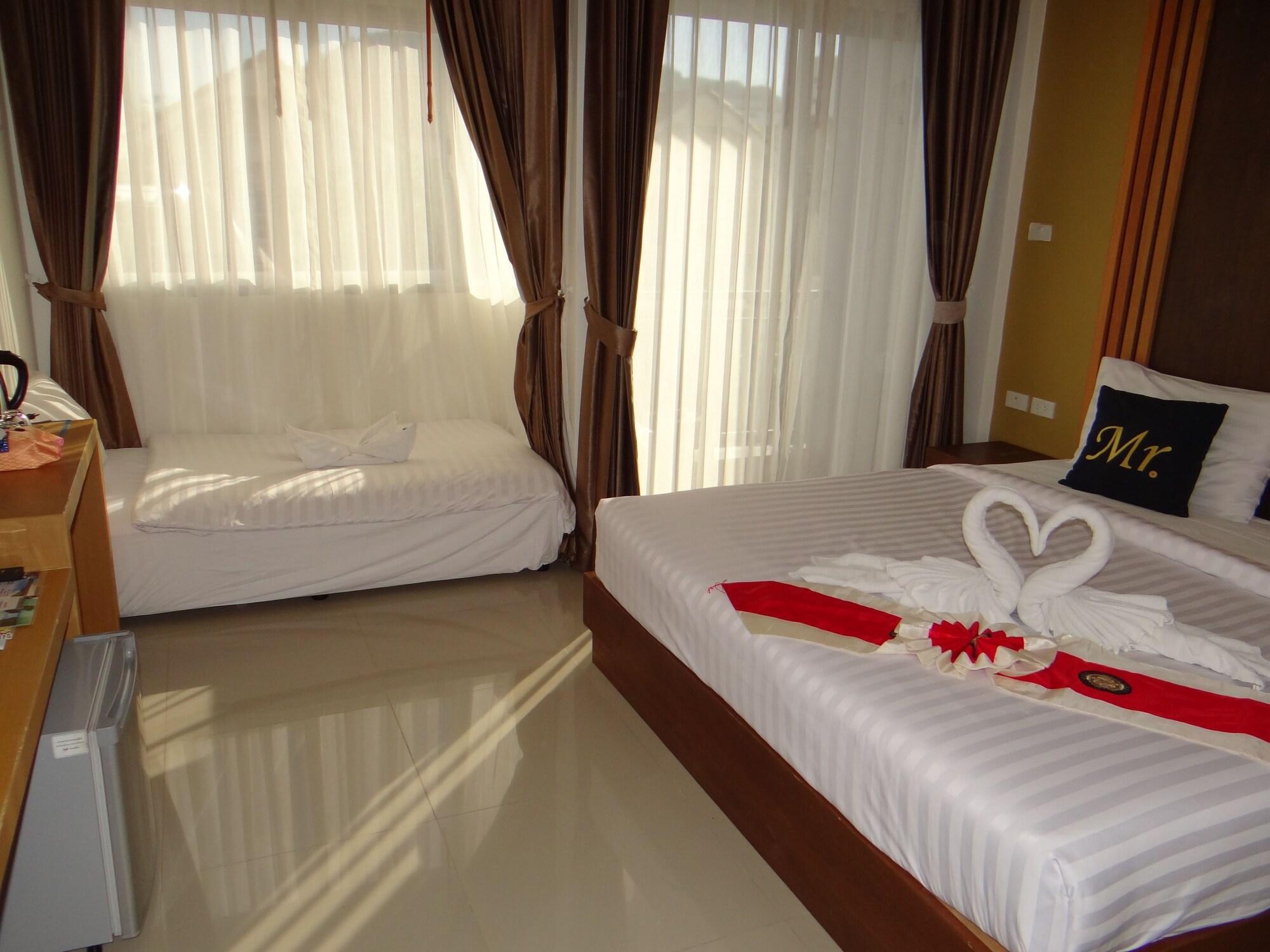 Tropical Sunset Hotel Patong Екстер'єр фото
