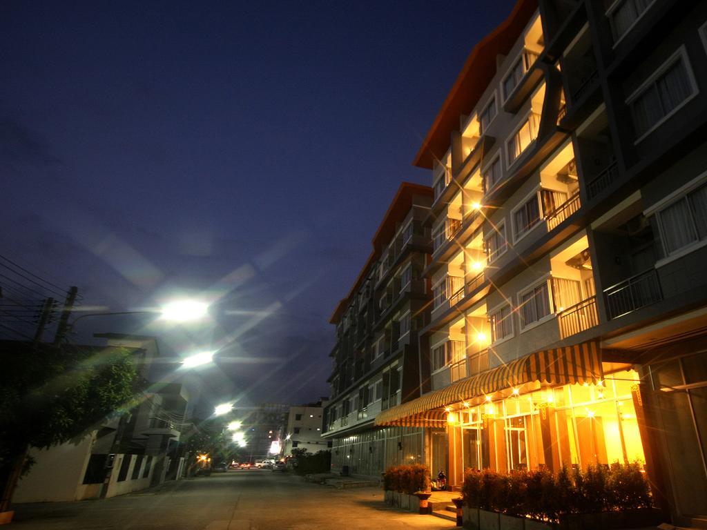 Tropical Sunset Hotel Patong Екстер'єр фото