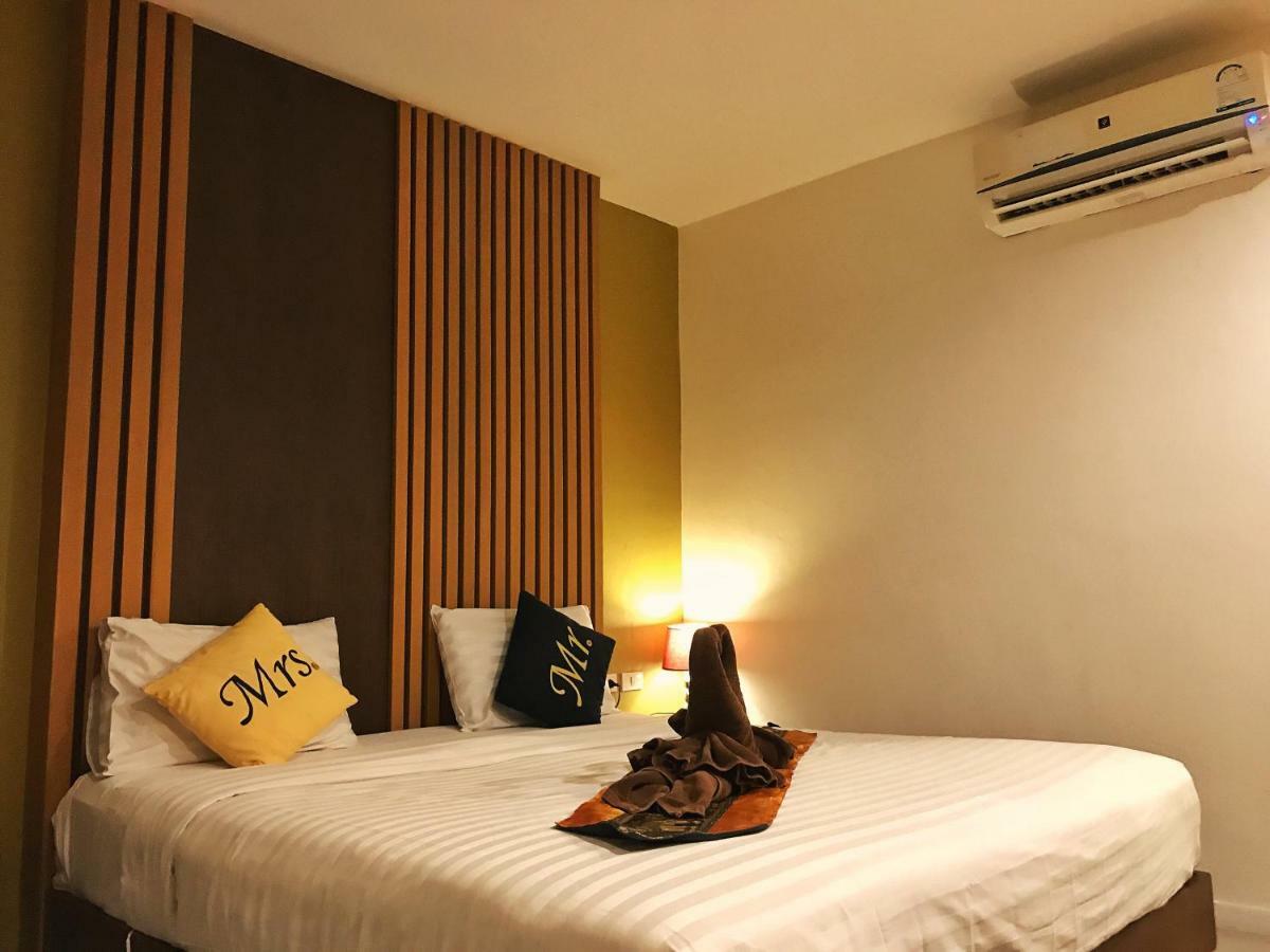 Tropical Sunset Hotel Patong Екстер'єр фото