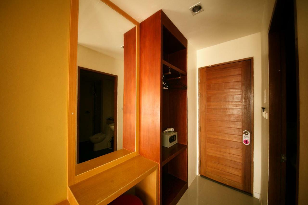 Tropical Sunset Hotel Patong Екстер'єр фото