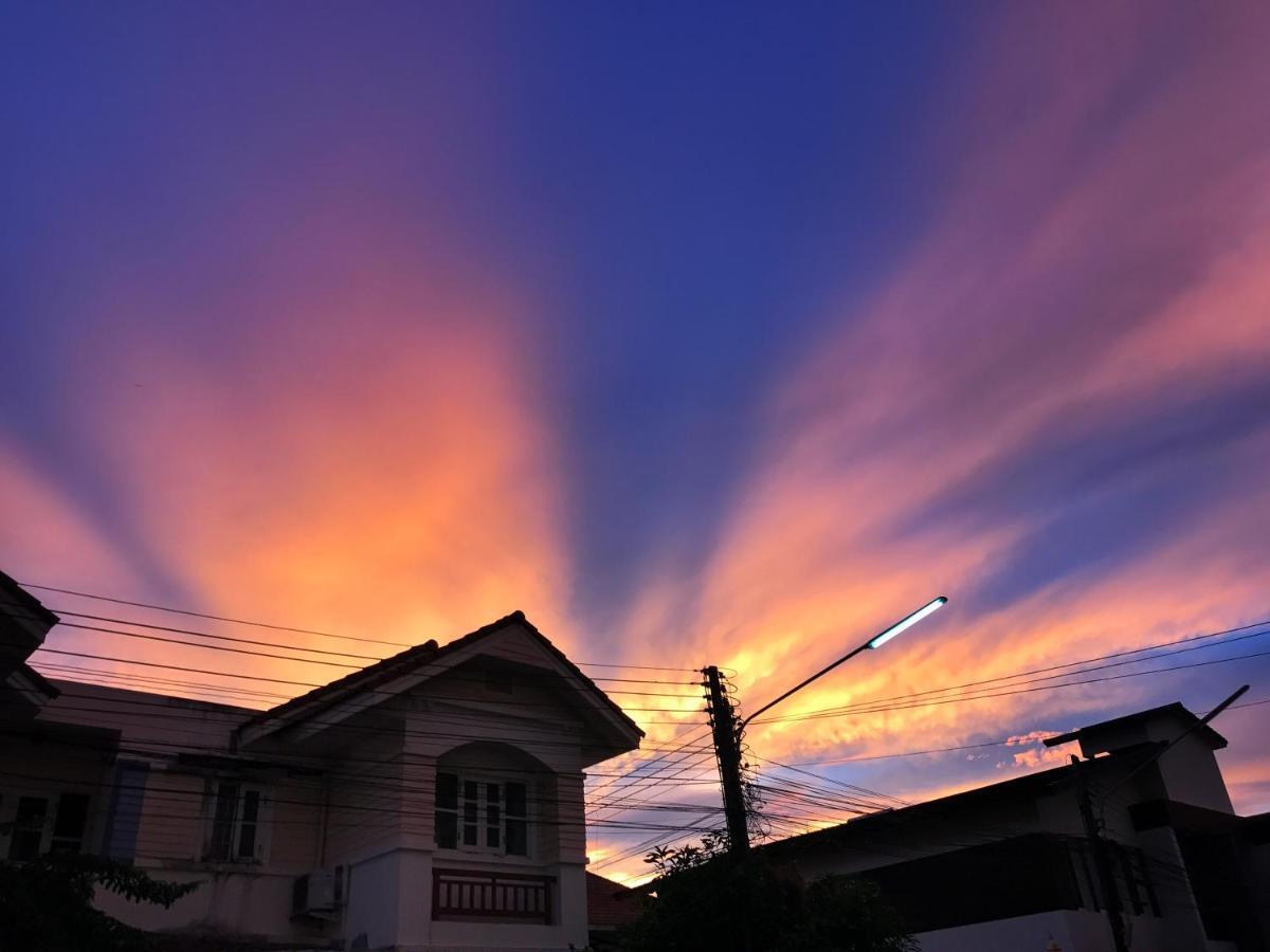 Tropical Sunset Hotel Patong Екстер'єр фото